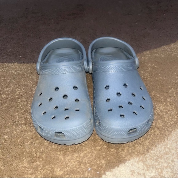Crocs / gray in color m/6 & women/8 - Picture 2 of 4